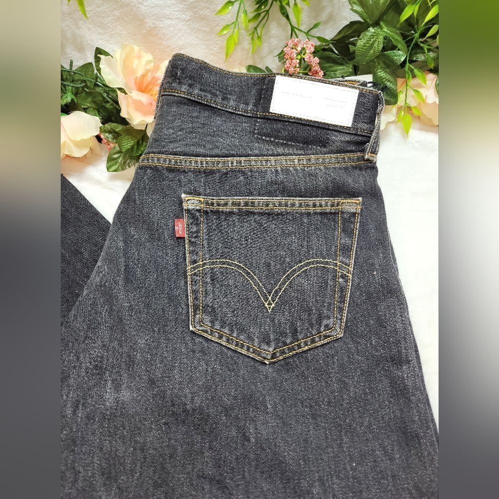 Authentic Levi's Re/ Done High Rise Cut Off Jean - Picture 10 of 11